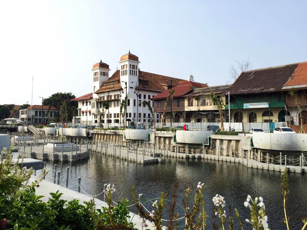 kali besar kota tua